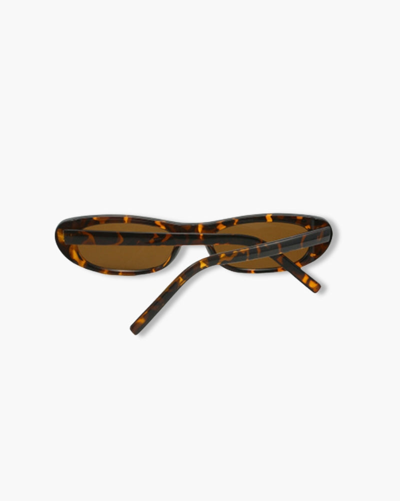 Sylvie-Ovale-Sonnenbrille