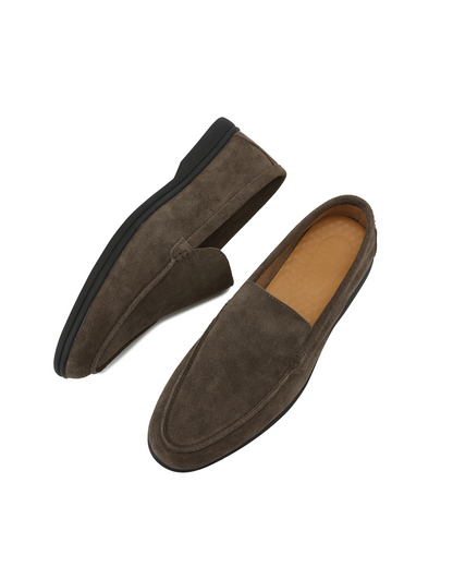 Premium Wildleder Slipper – Schwarze Sohlen