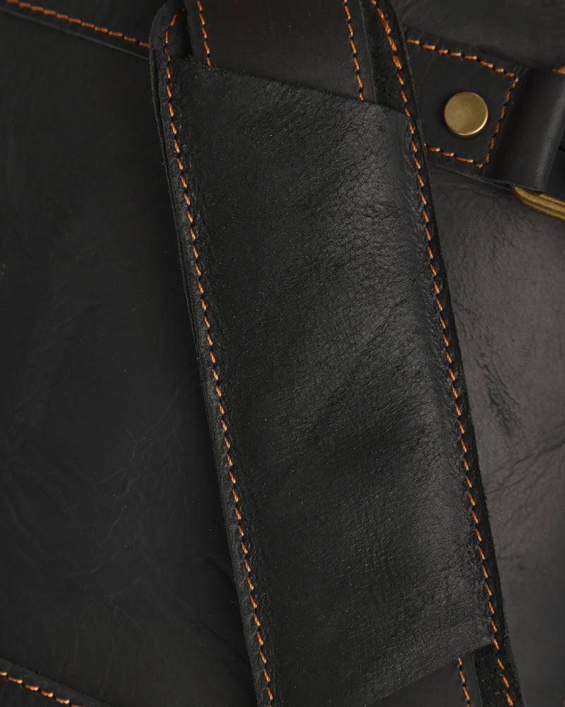 Montague Leder Duffle